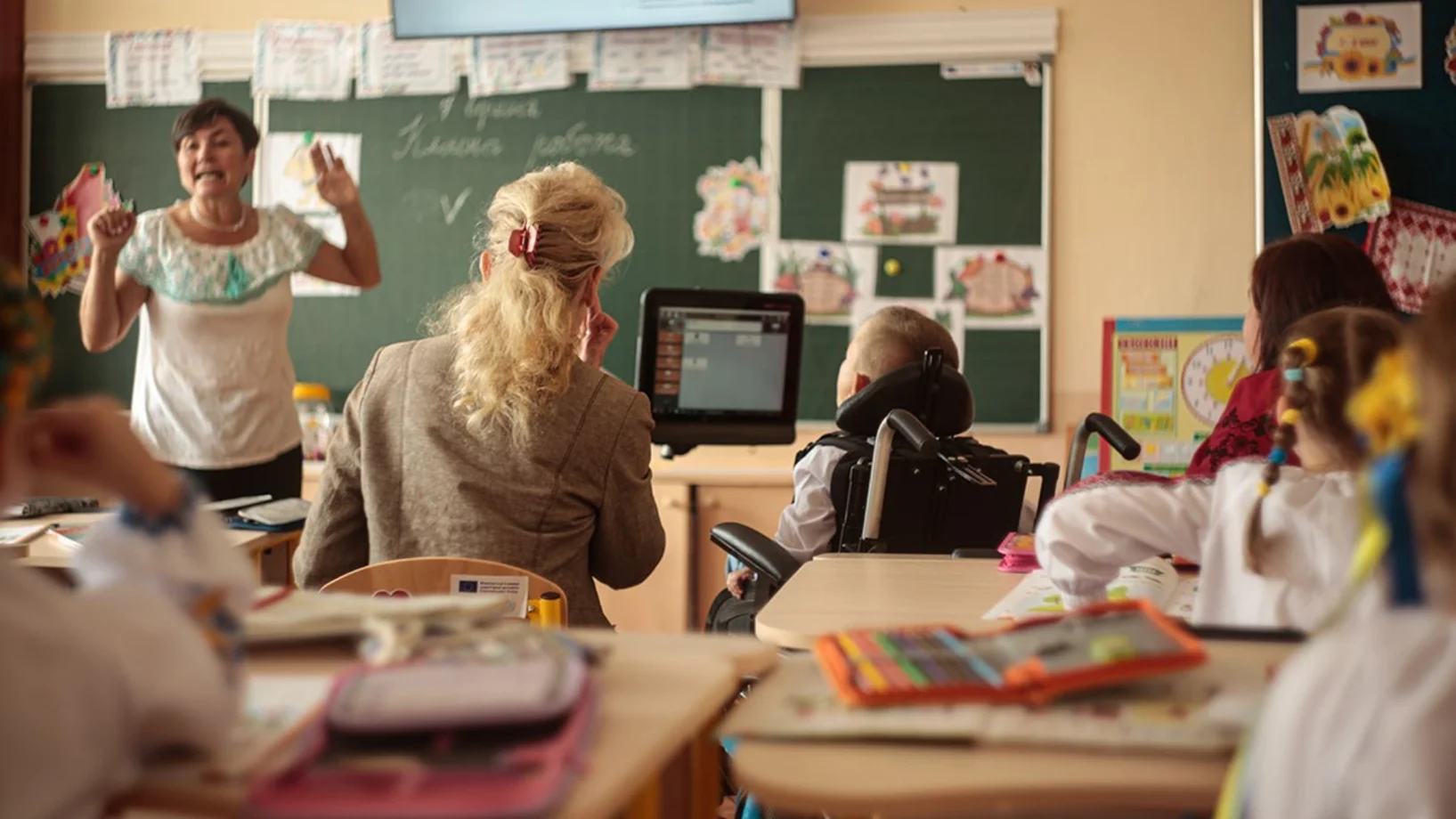 Eye-tracking tech helps children with disabilities to attend school